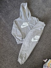 Boys Nike Jogging Suit Age 6-7