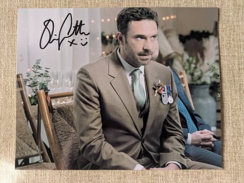 Oliver farnworth hand - oliver,