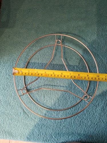 Inch round wire trivet - 10,
