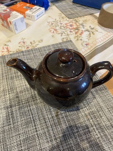 One cup dark - dark, brown