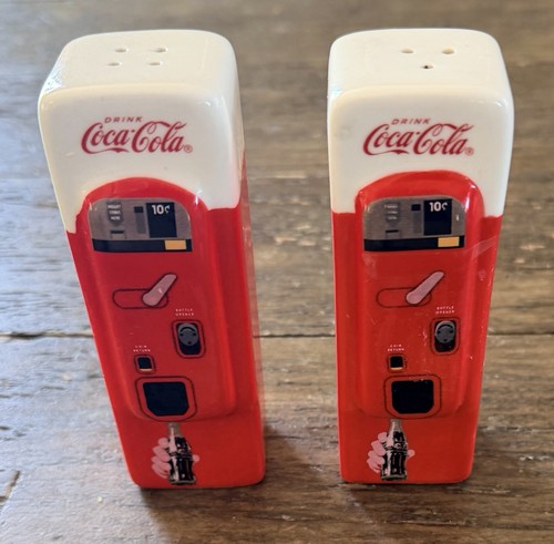 Vintage coca cola vending - cola,