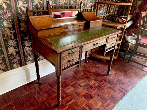 Antique oak bonheur de - ‘bonheur,
