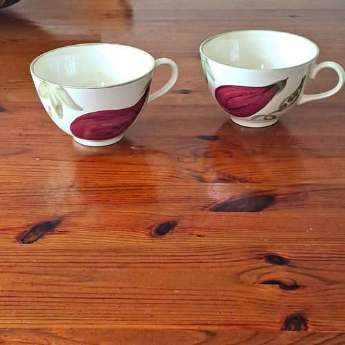 Poole pottery hand - 2x,