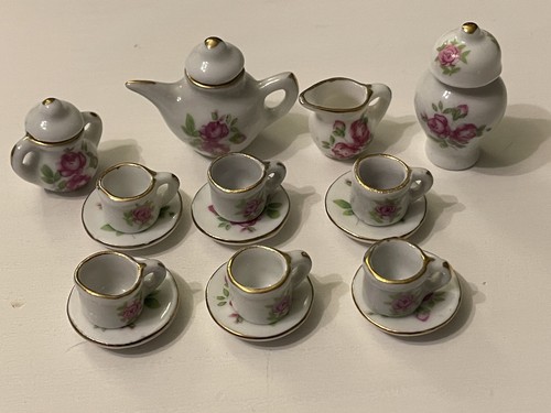 Vintage dolls house crockery - house,