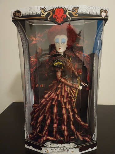 Disney store iracebeth - disney, red