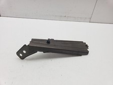 BMW X3 F25 FRONT FENDER BRACKET PASSENGER LEFT SIDE 2012