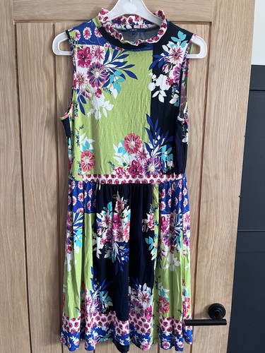 Next floral dress with pink