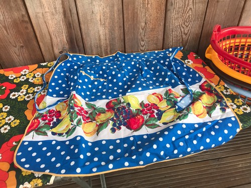 Vintage retro fruit polka dot - fruit,
