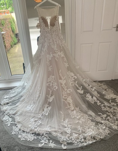 Justin alexander wedding dress - justin,