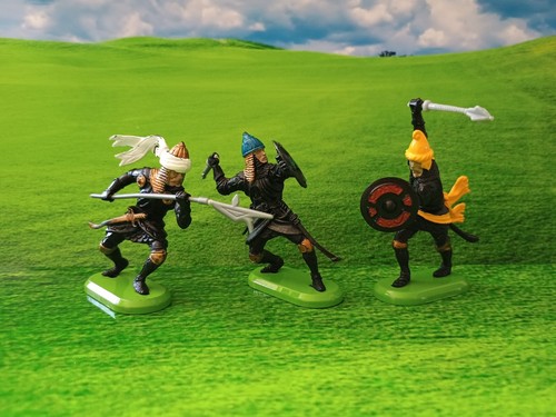 Vintage britains knights - knights, x3