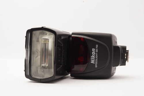 Nikon speedlight 700 - speedlight, sb-700