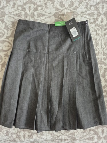 Grey school skirt - school,