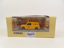 Corgi 96950 Morris Mini Van