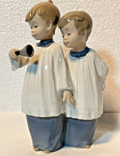 Lladro Nao Choir Boys with