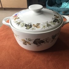 Royal Doulton “Larchmont”