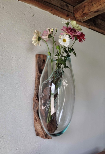 Melted glass wood - on,