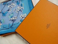 Hermes scarf VOL AMOUREUX DES AZURES LAURENCE BOURTHOUMIEUX NEW +BOX butterflies