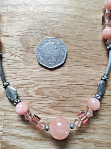 Necklace long coral pink