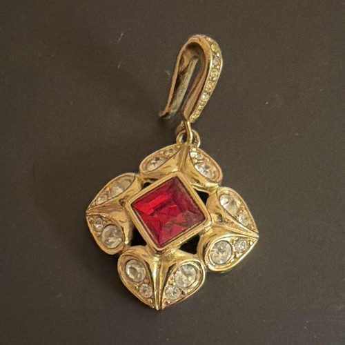 Gold tone metal - tone, flower