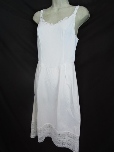 Vtg white full slip - slip, dress