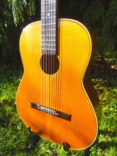 Solid wood classical guitar - classical, /