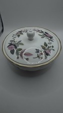 Wedgwood - Hathaway Rose -