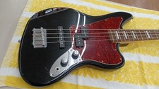 SQUIER VINTAGE MODIFIED JAGUAR