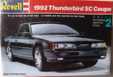 1/25 Revell 1992 Ford