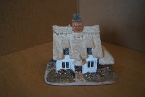 Lilliput lane clare - lane, cottage