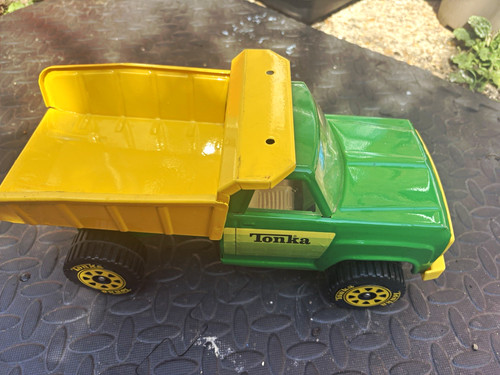 Tonka green yellow dump truck - dump,