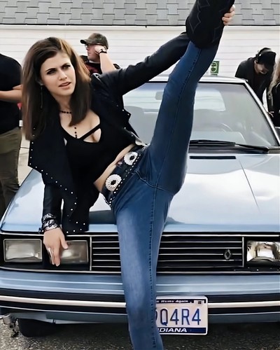 Alexandra daddario 10 - 8, x
