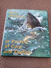 IN PURSUIT OF CARP & CATFISH KEVIN MADDOCKS 1st EDITION 1986 HARDBACK D/J  BOOK