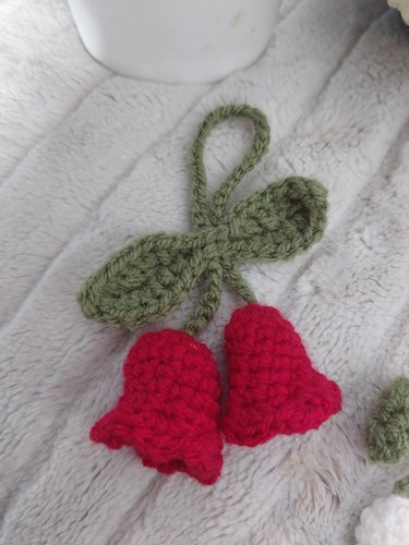 Handmade crochet red - crochet, bell