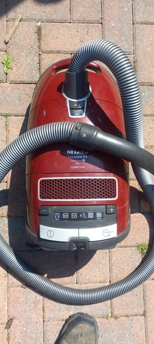 Miele cat dog - c3,