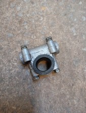 KAWASAKI TD18 PETROL STRIMMER MAIN HANDLE CLAMP 