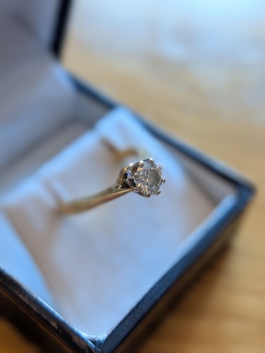 18ct gold 5ct diamond - gold, 0.5ct