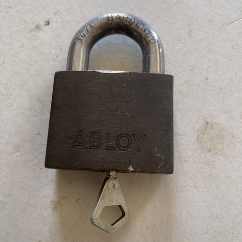 Abloy 3071 brass padlock - brass,