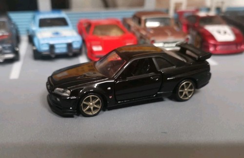 Tomica takara premium nissan - takara,