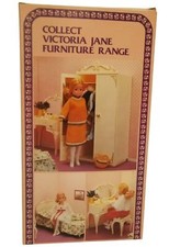 Victoria Jane Wardrobe Doll Furniture Set with Box Lot 2
