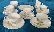 Wedgwood Golden Glory Pattern 18 Piece Tea Service