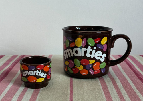 Vintage smarties mug egg - &,