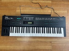 11) YAMAHA DX7s Classic FM Synthesizer w/ Hard Case 61Keys 32Voices 1980s Japan