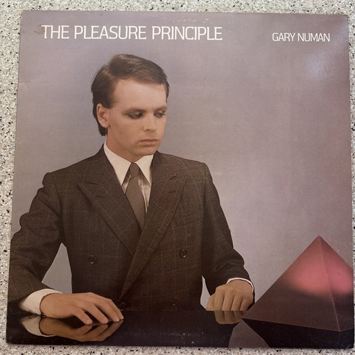 Gary numan the pleasure - numan,