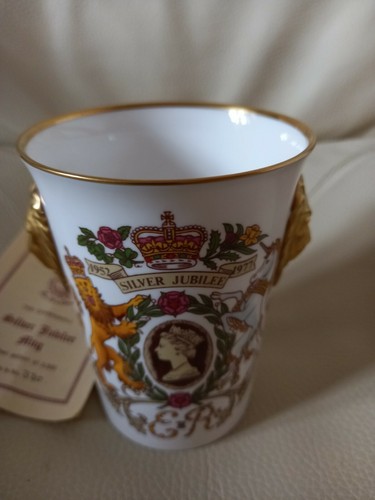Rare queen elizabeth china - rare,