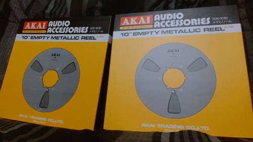 Silver metal tape reel akai - silver,