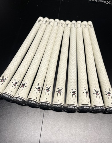 White sealed black widow - white, golf