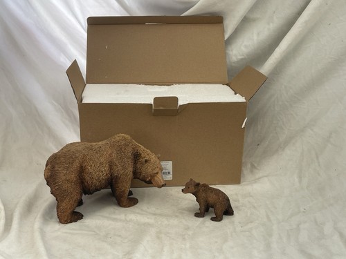Country artists bear - artists, cub