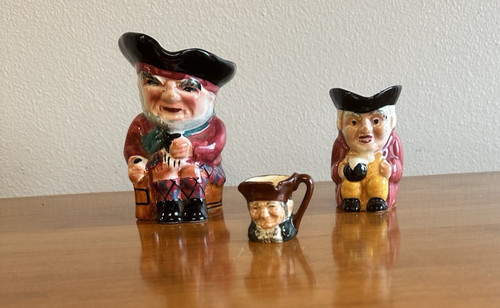 Lot staffordshire toby - of,