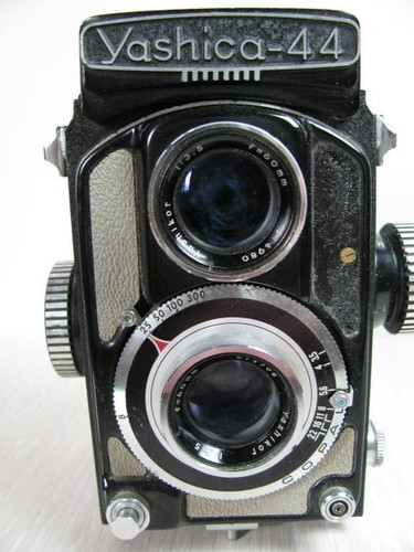 Yashica 127 tlr - 127, grey