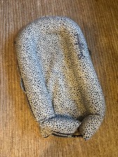 Sleepyhead Deluxe Plus Pod Dockatot with Play Arch